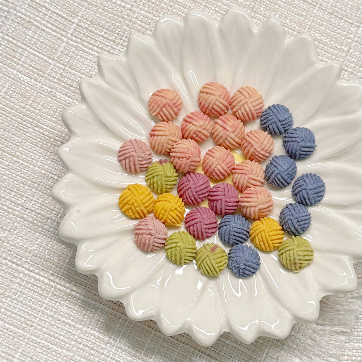 Chicken Yarn Ball Cookies