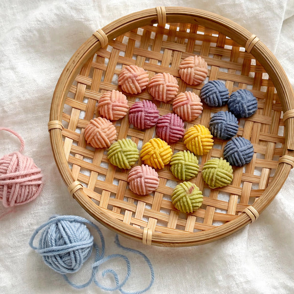 Mini Yarn Ball-Shaped Chicken Cookies